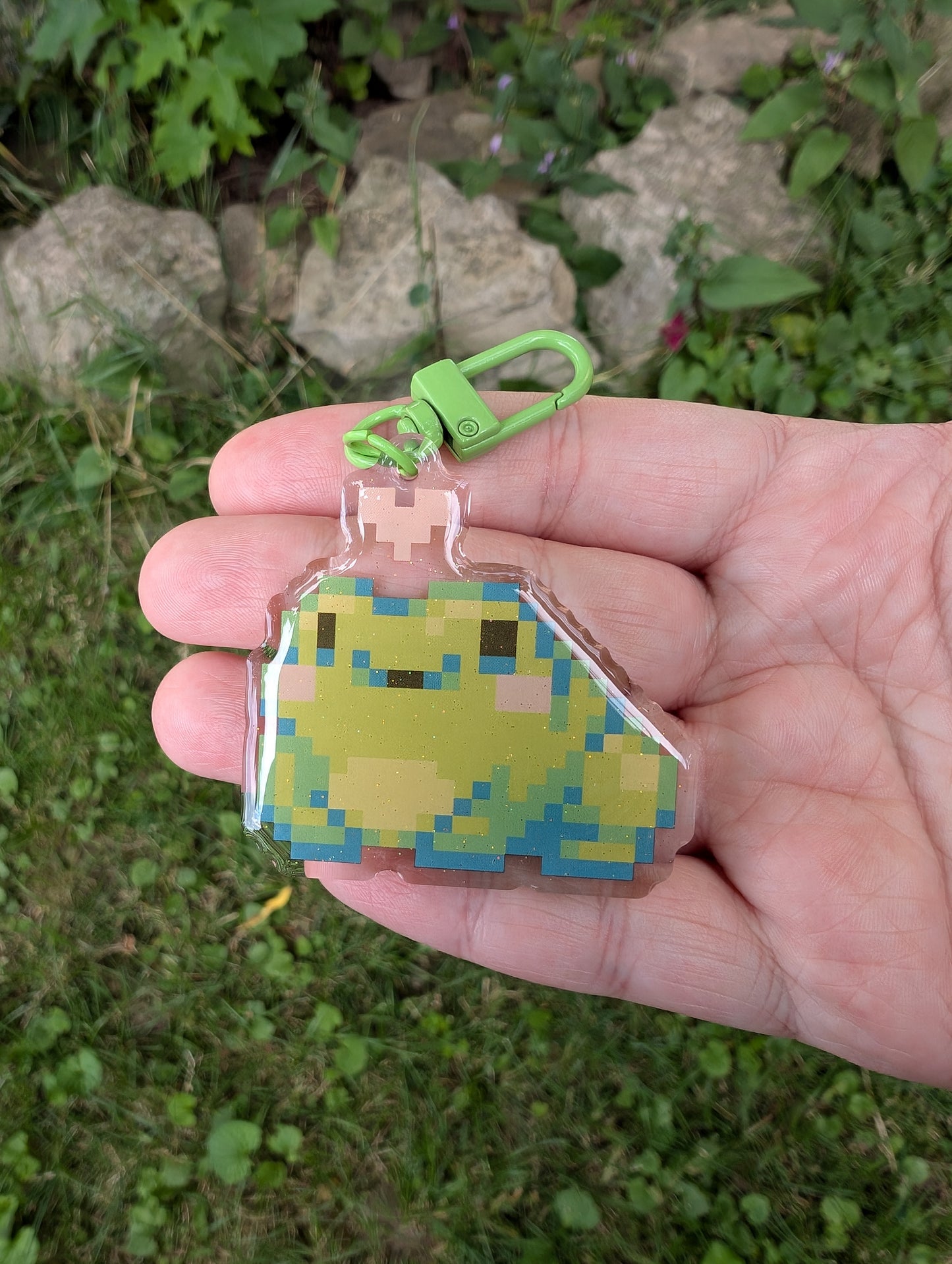 Porte-clés acrylique grenouille Kawaii